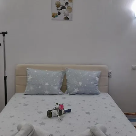 Relax Apartmani - Blizu Neuromedic Nis Exterior photo